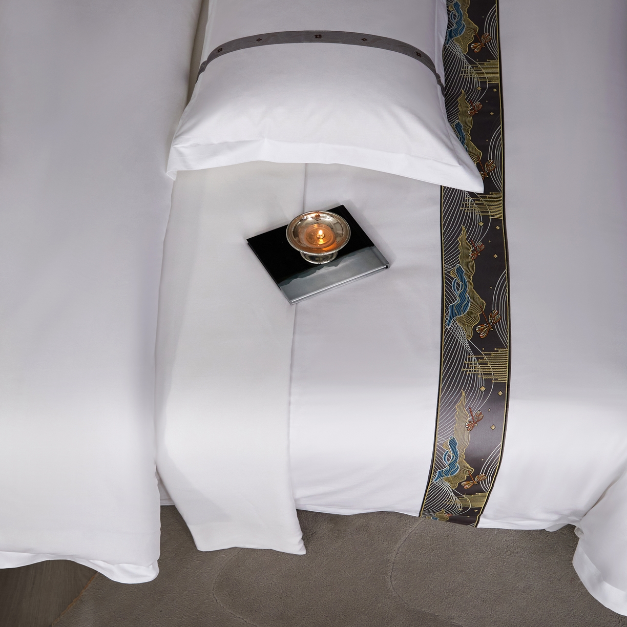 91家纺网 家纺一手货源 找家纺 诚臻/安力森 25年新款酒店织带四件套 都市臻境