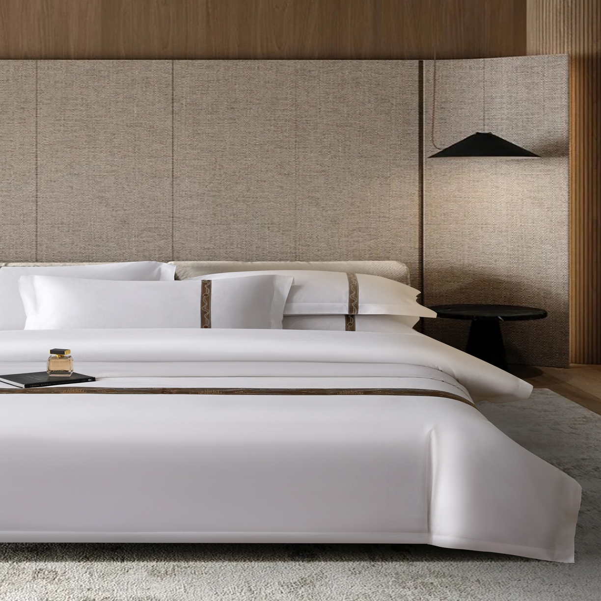 91家纺网 家纺一手货源 找家纺 诚臻/安力森 25年新款酒店织带四件套 原木谧境