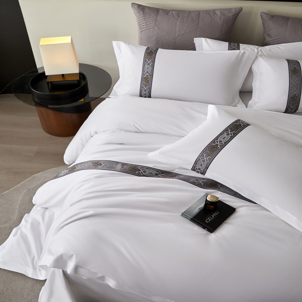 91家纺网 家纺一手货源 找家纺 诚臻/安力森 25年新款酒店织带四件套 木韵流光