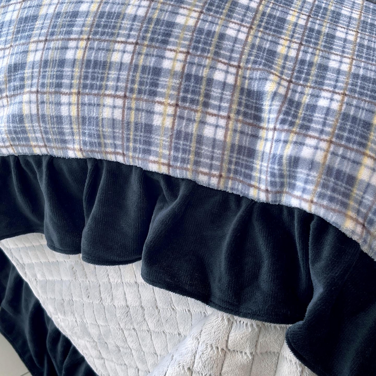 91家纺网 家纺一手货源 找家纺 慕希家纺 2025新款高克重牛奶绒花边床盖款四件套-格律时尚 格律时尚-蓝