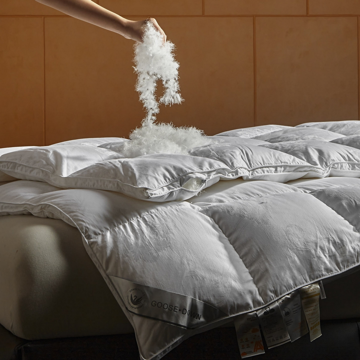 91家纺网 家纺一手货源 找家纺 暖羽屋羽绒馆 2025新款95白鸭绒被子绒子含量95 能过质检 白鸭绒被芯冬被羽绒被 F雅馨 白色