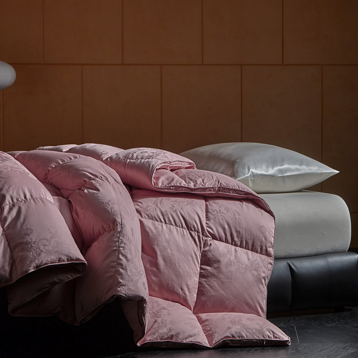 91家纺网 家纺一手货源 找家纺 暖羽屋羽绒馆 2025新款95白鸭绒被子绒子含量95 能过质检 白鸭绒被芯冬被羽绒被 F雅馨 浅棕