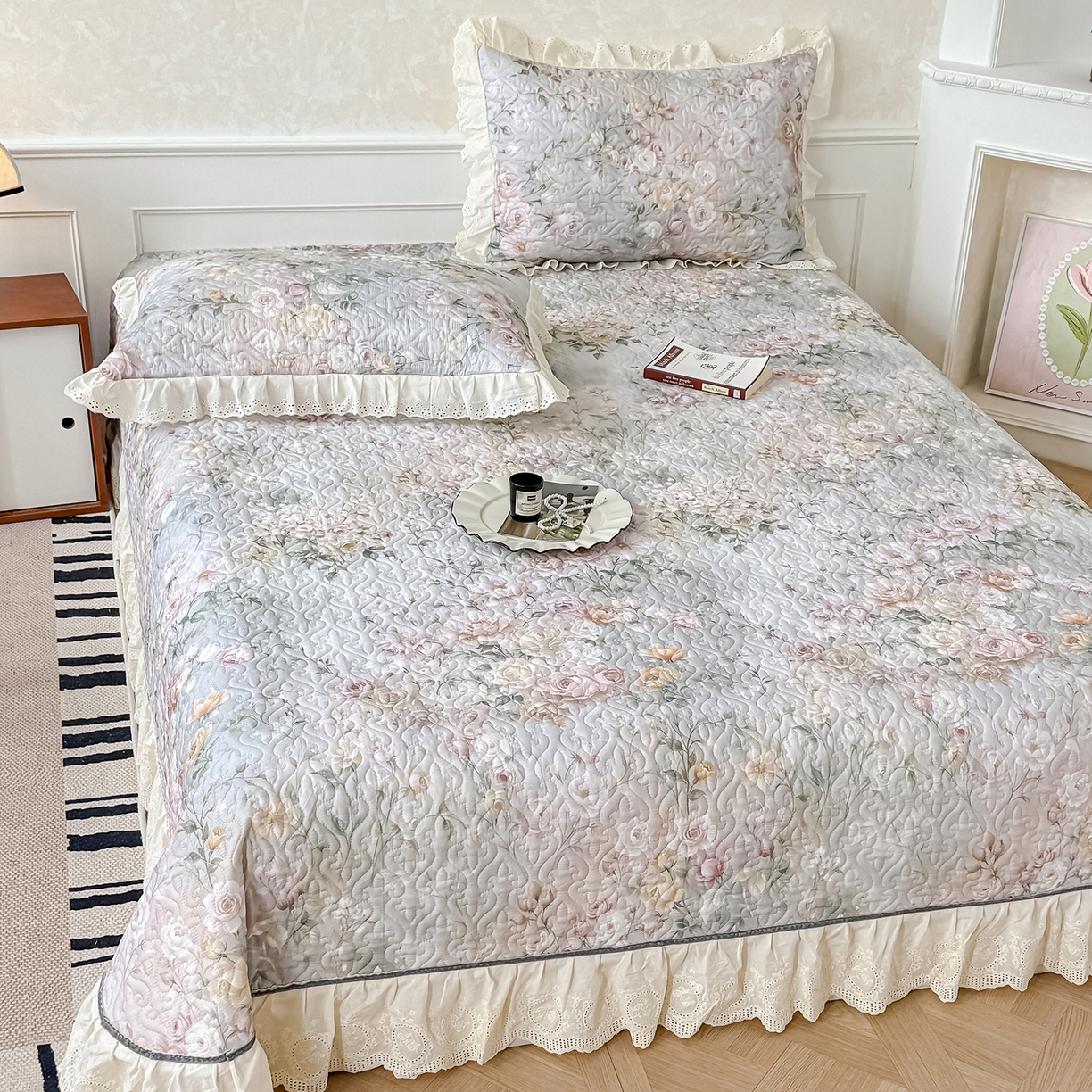 91家纺网 家纺一手货源 找家纺 冬然家纺 2025新款纯棉数码印花工艺款床盖四件套 花海之恋