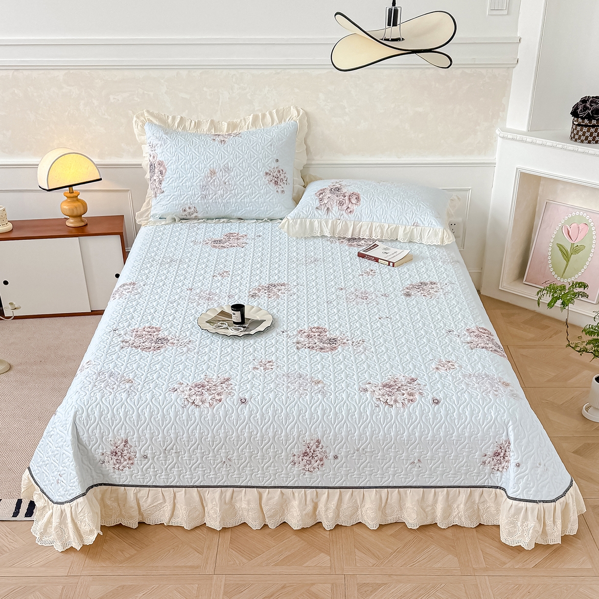 91家纺网 家纺一手货源 找家纺 冬然家纺 2025新款纯棉数码印花工艺款床盖四件套 花影