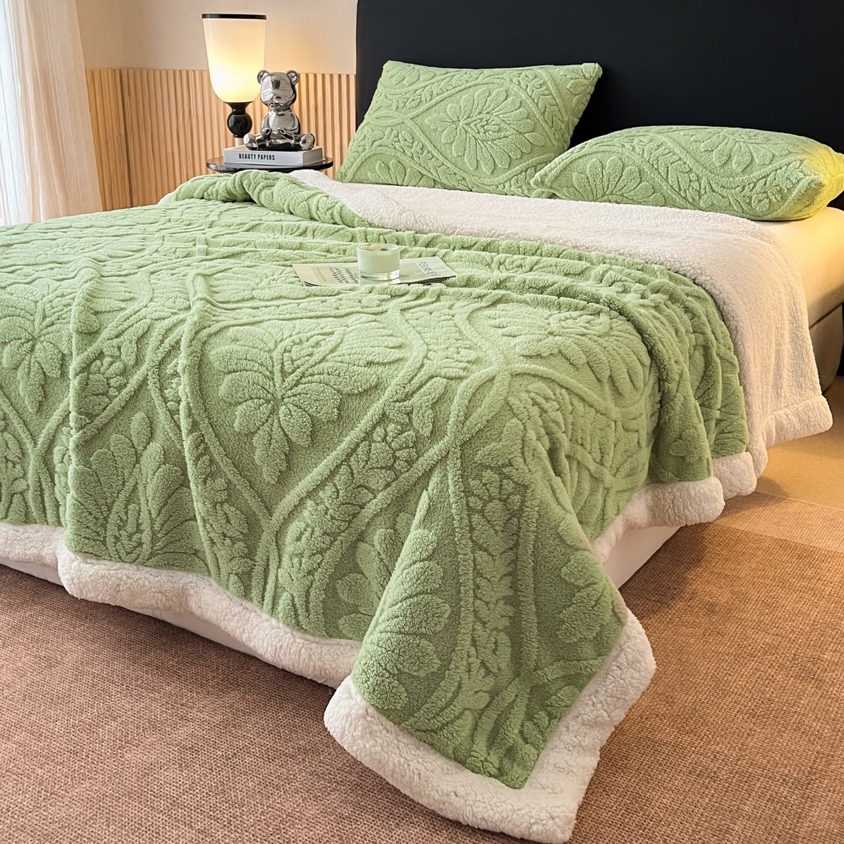 91家纺网 家纺一手货源 找家纺 乐家欣 2025新款提塔芙绒绒羊羔绒毛毯-繁花 繁花-复古绿