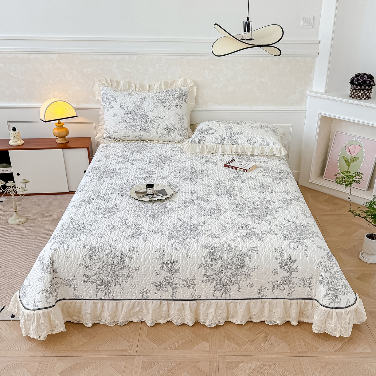 91家纺网 家纺一手货源 找家纺 冬然家纺 2025新款纯棉数码印花工艺款床盖四件套 墨雅清风