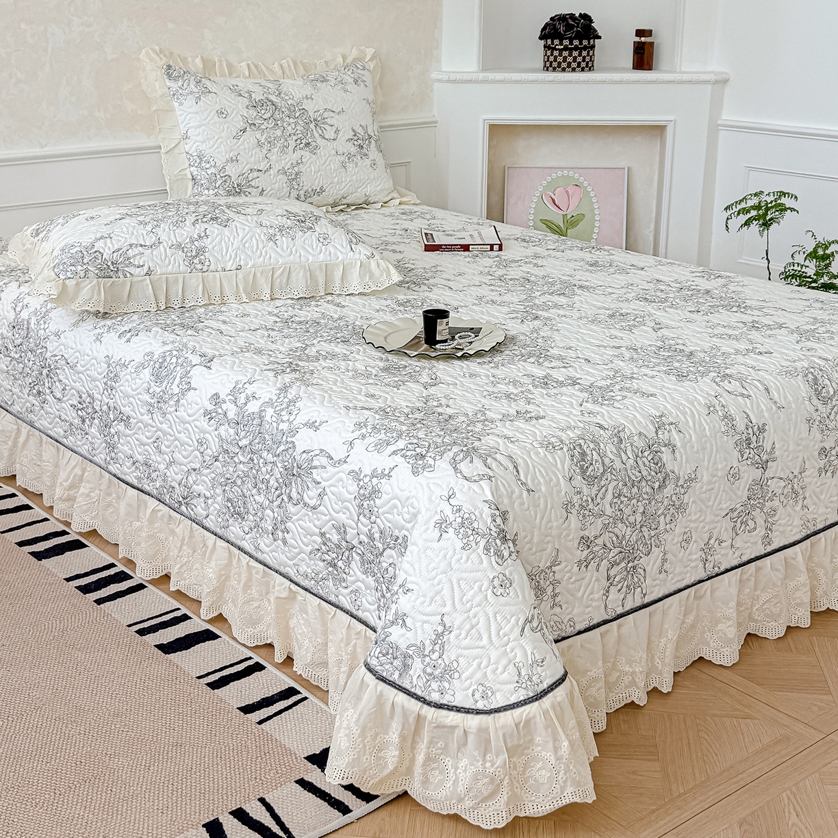 91家纺网 家纺一手货源 找家纺 冬然家纺 2025新款纯棉数码印花工艺款床盖四件套 墨雅清风