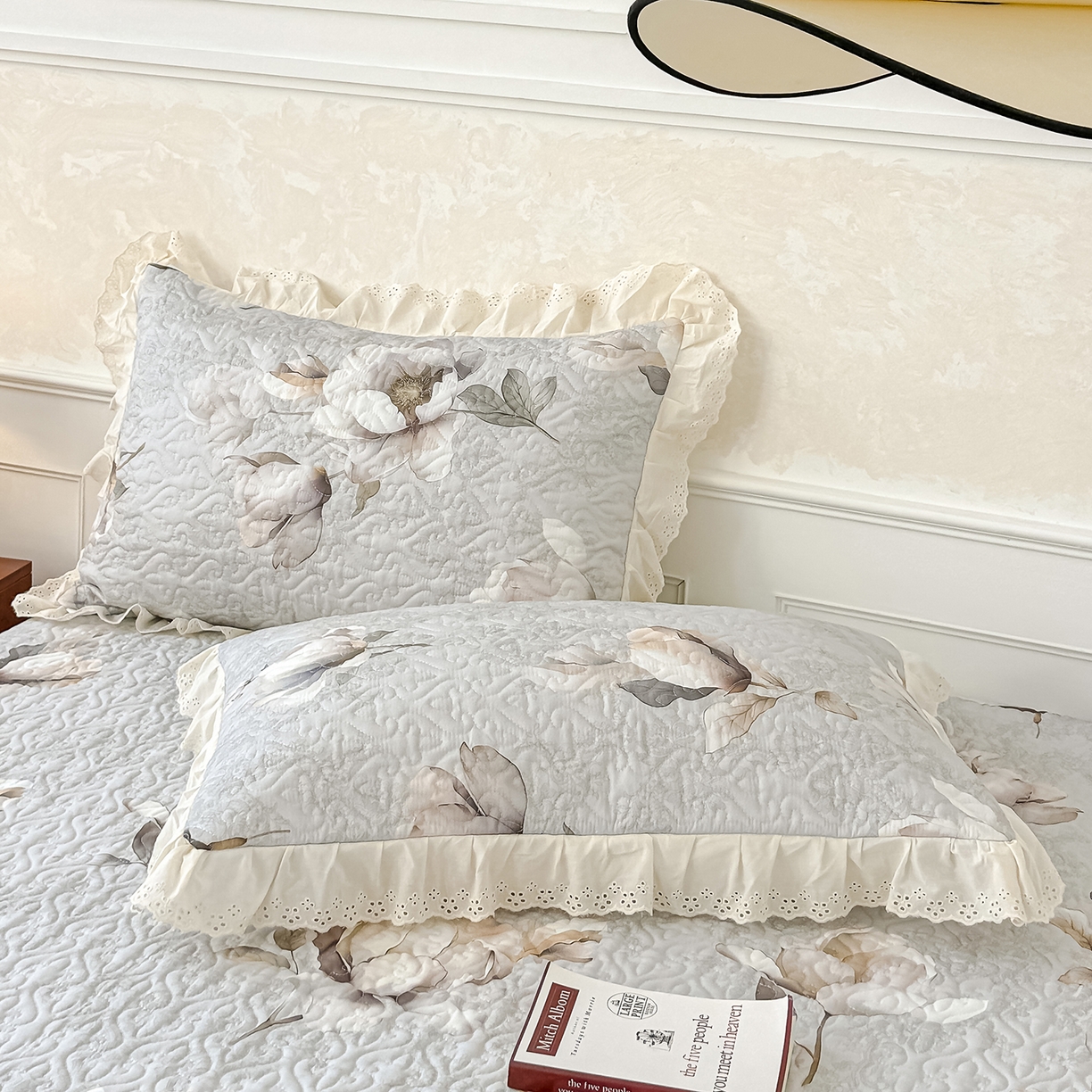 91家纺网 家纺一手货源 找家纺 冬然家纺 2025新款纯棉数码印花工艺款床盖四件套 玉兰花