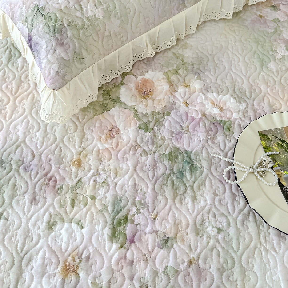 91家纺网 家纺一手货源 找家纺 冬然家纺 2025新款纯棉数码印花工艺款床盖四件套 珍爱花语