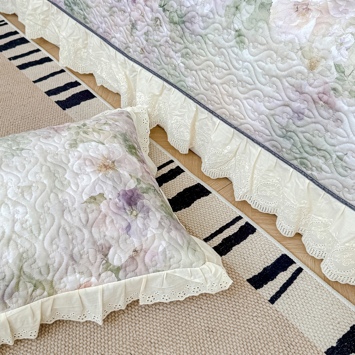 91家纺网 家纺一手货源 找家纺 冬然家纺 2025新款纯棉数码印花工艺款床盖四件套 珍爱花语