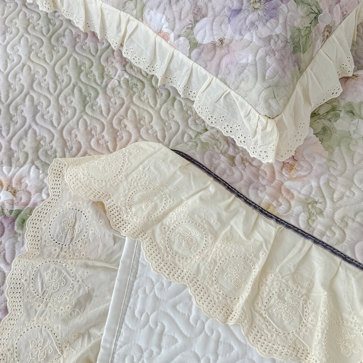 91家纺网 家纺一手货源 找家纺 冬然家纺 2025新款纯棉数码印花工艺款床盖四件套 珍爱花语