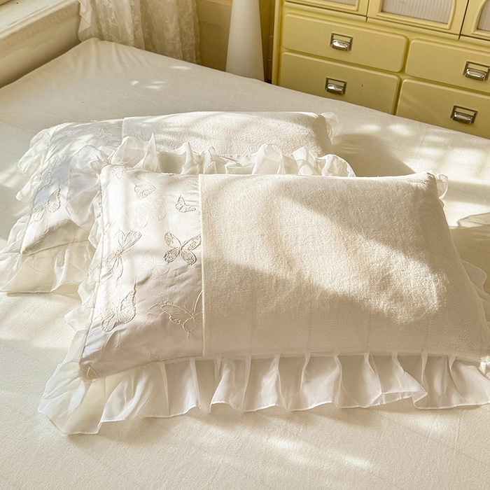 91家纺网 家纺一手货源 找家纺 （总）艾米家居 2025秋冬新款浮雕牛奶绒花边四件套