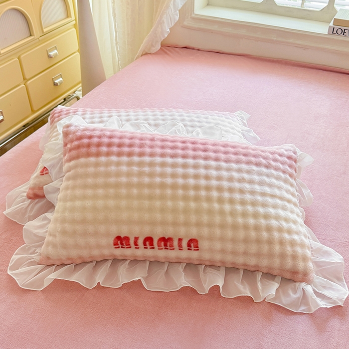 91家纺网 家纺一手货源 找家纺 （总）艾米家居 2025秋冬新款牛奶绒泡泡印花花边四件套