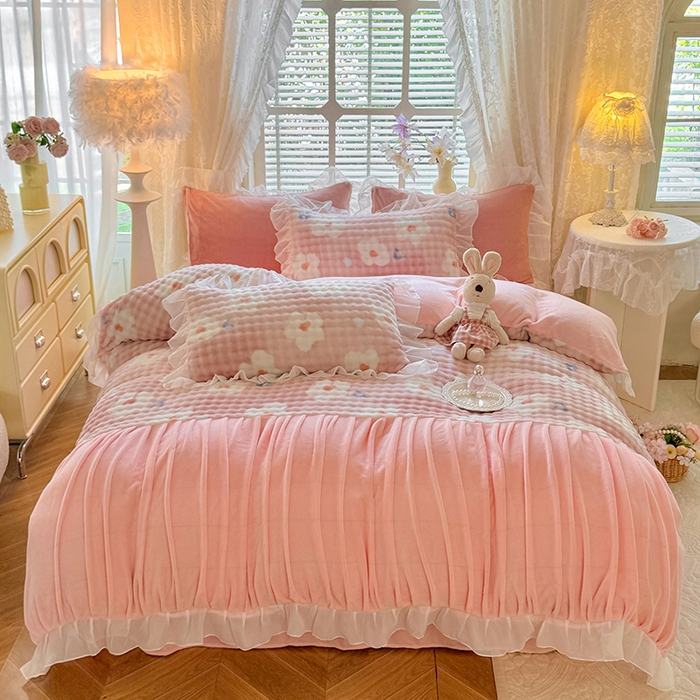 艾米家居 2025秋冬新款牛奶绒泡泡印花花边四件套 太阳花