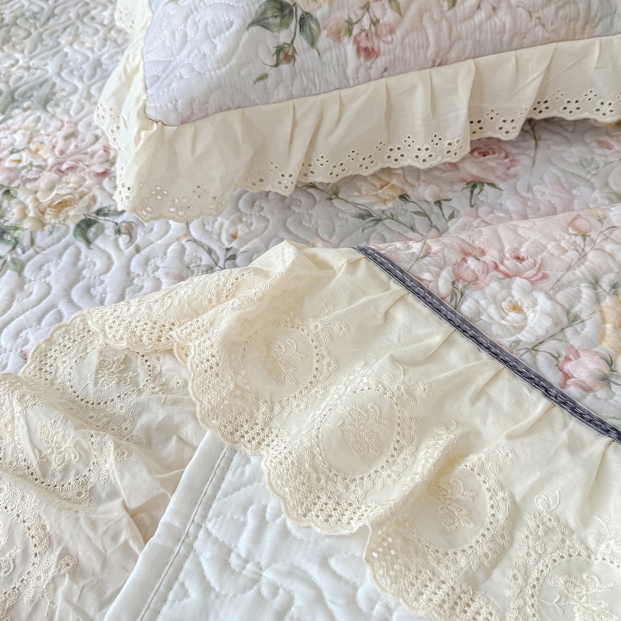 91家纺网 家纺一手货源 找家纺 冬然家纺 2025新款纯棉数码印花工艺款单床盖 花海之恋