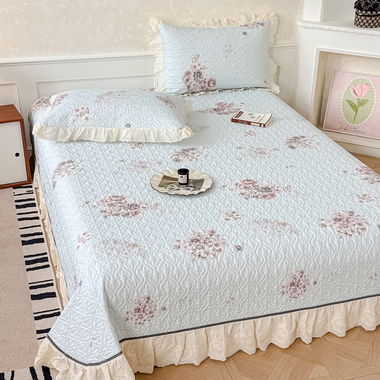 91家纺网 家纺一手货源 找家纺 冬然家纺 2025新款纯棉数码印花工艺款单床盖 花影