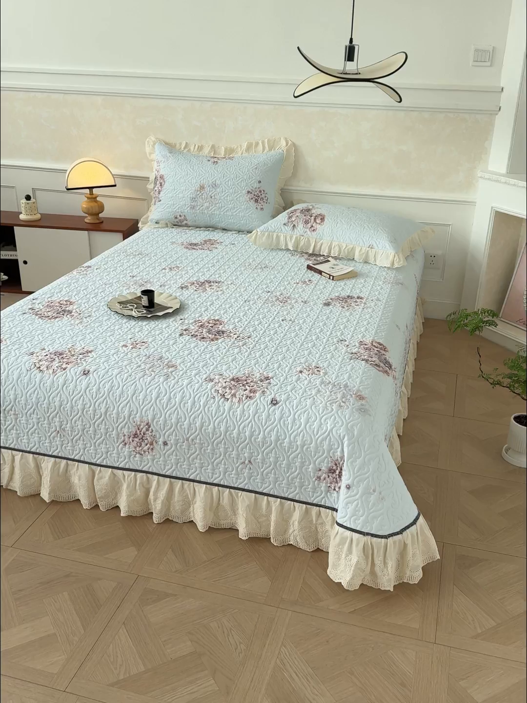 91家纺网 家纺一手货源 找家纺 冬然家纺 2025新款纯棉数码印花工艺款单床盖 花影