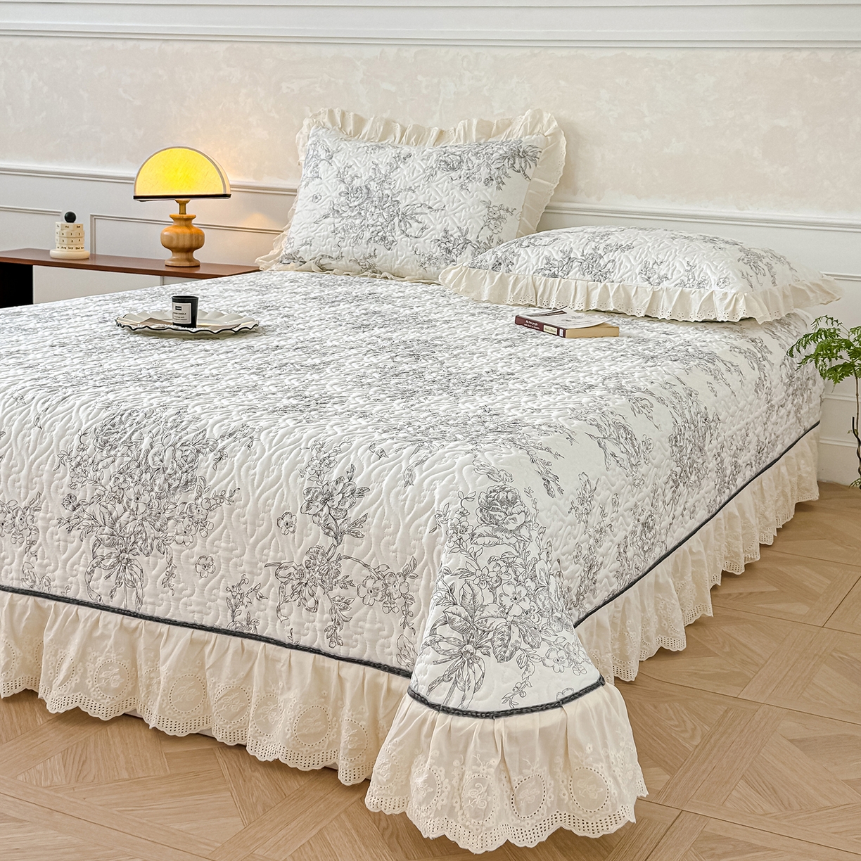 91家纺网 家纺一手货源 找家纺 冬然家纺 2025新款纯棉数码印花工艺款单床盖 墨雅清风