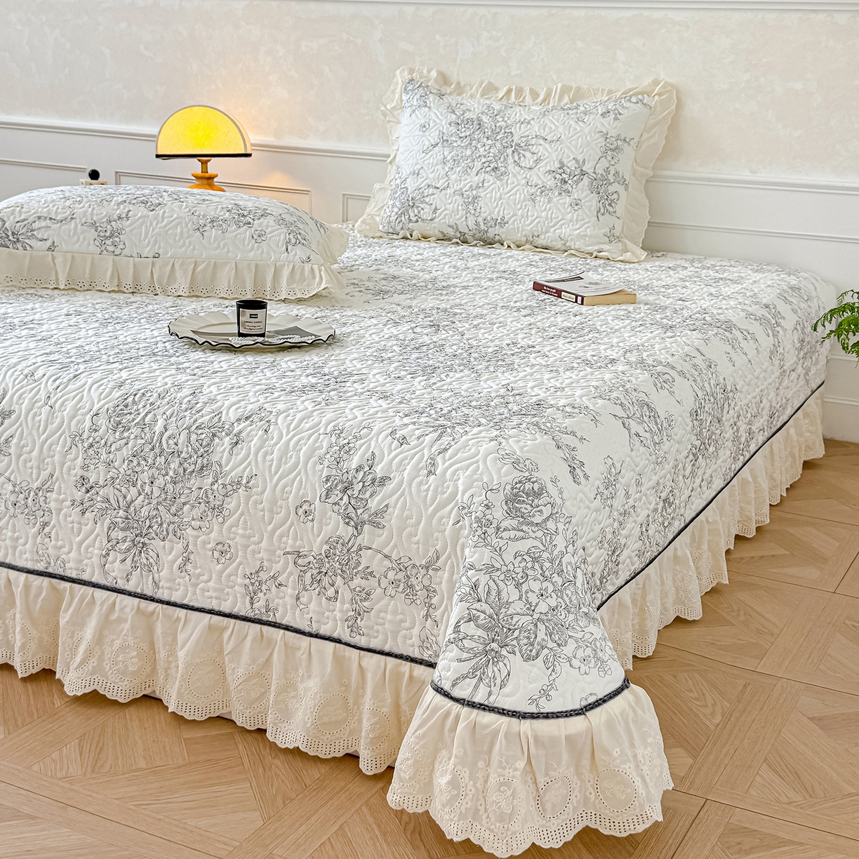 91家纺网 家纺一手货源 找家纺 冬然家纺 2025新款纯棉数码印花工艺款单床盖 墨雅清风