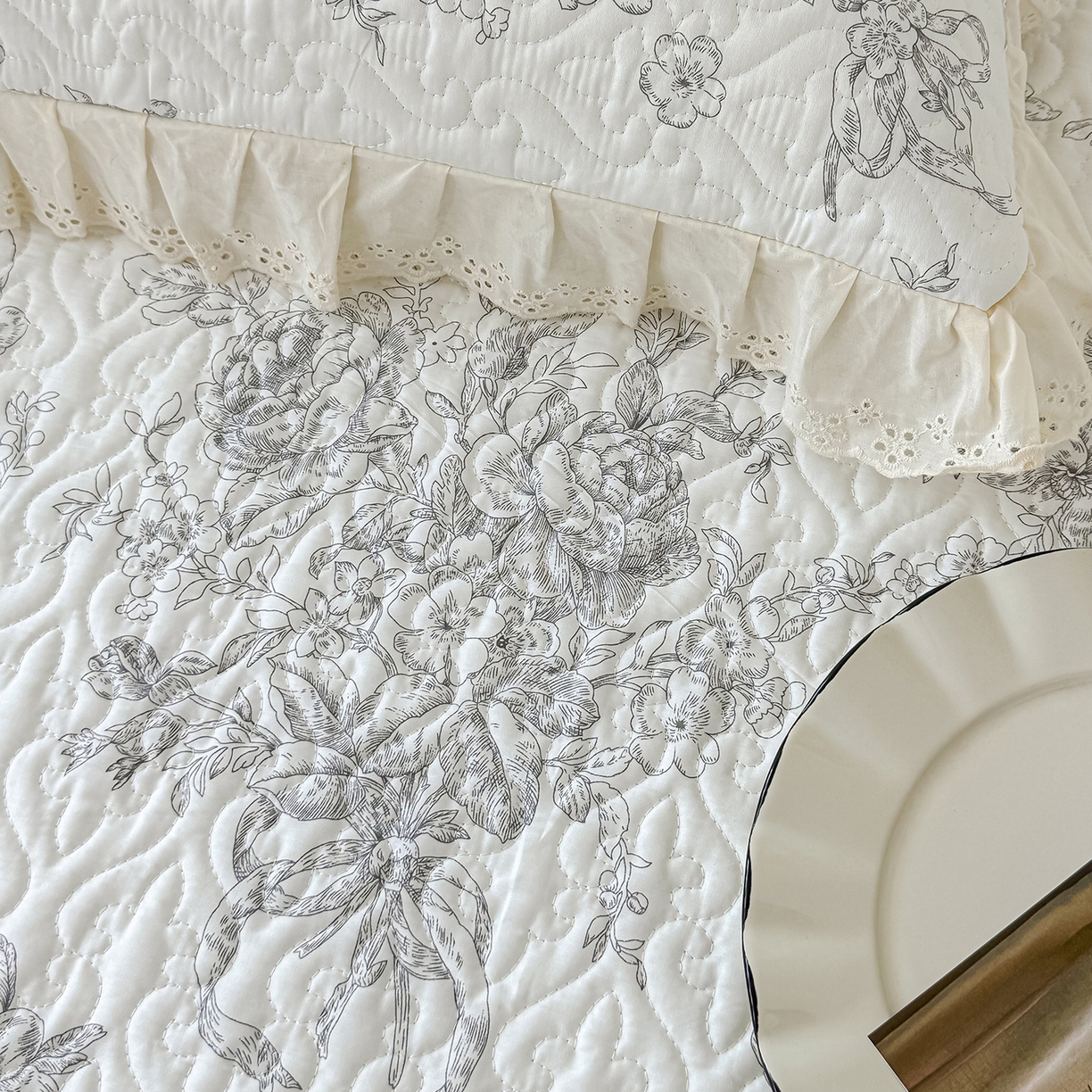 91家纺网 家纺一手货源 找家纺 冬然家纺 2025新款纯棉数码印花工艺款单床盖 墨雅清风