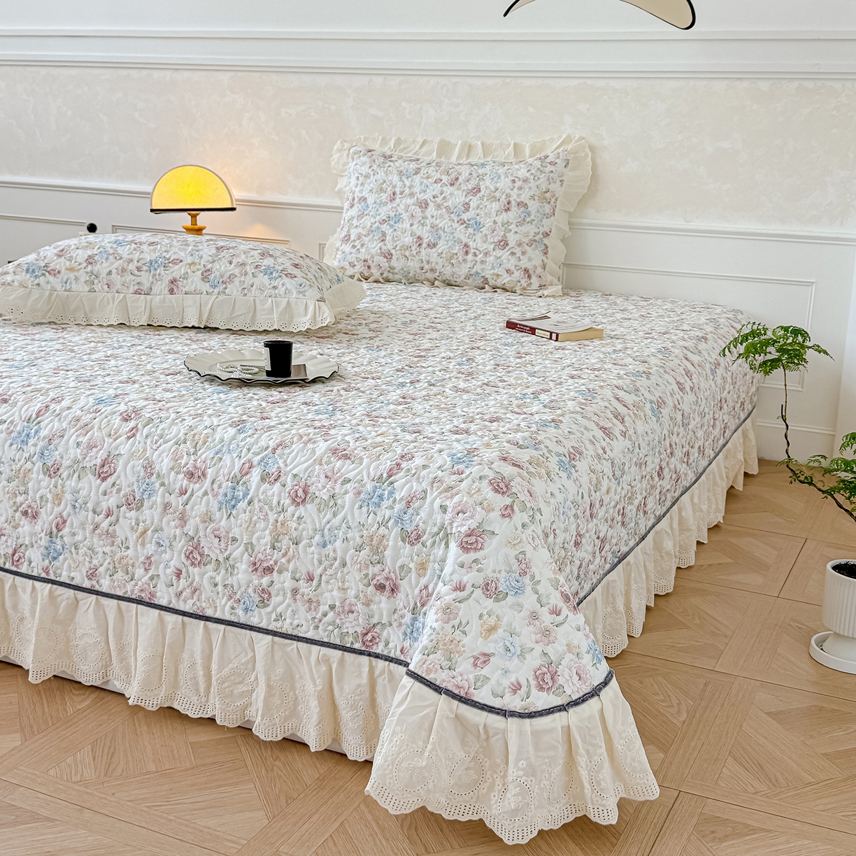 91家纺网 家纺一手货源 找家纺 冬然家纺 2025新款纯棉数码印花工艺款单床盖 田园花梦