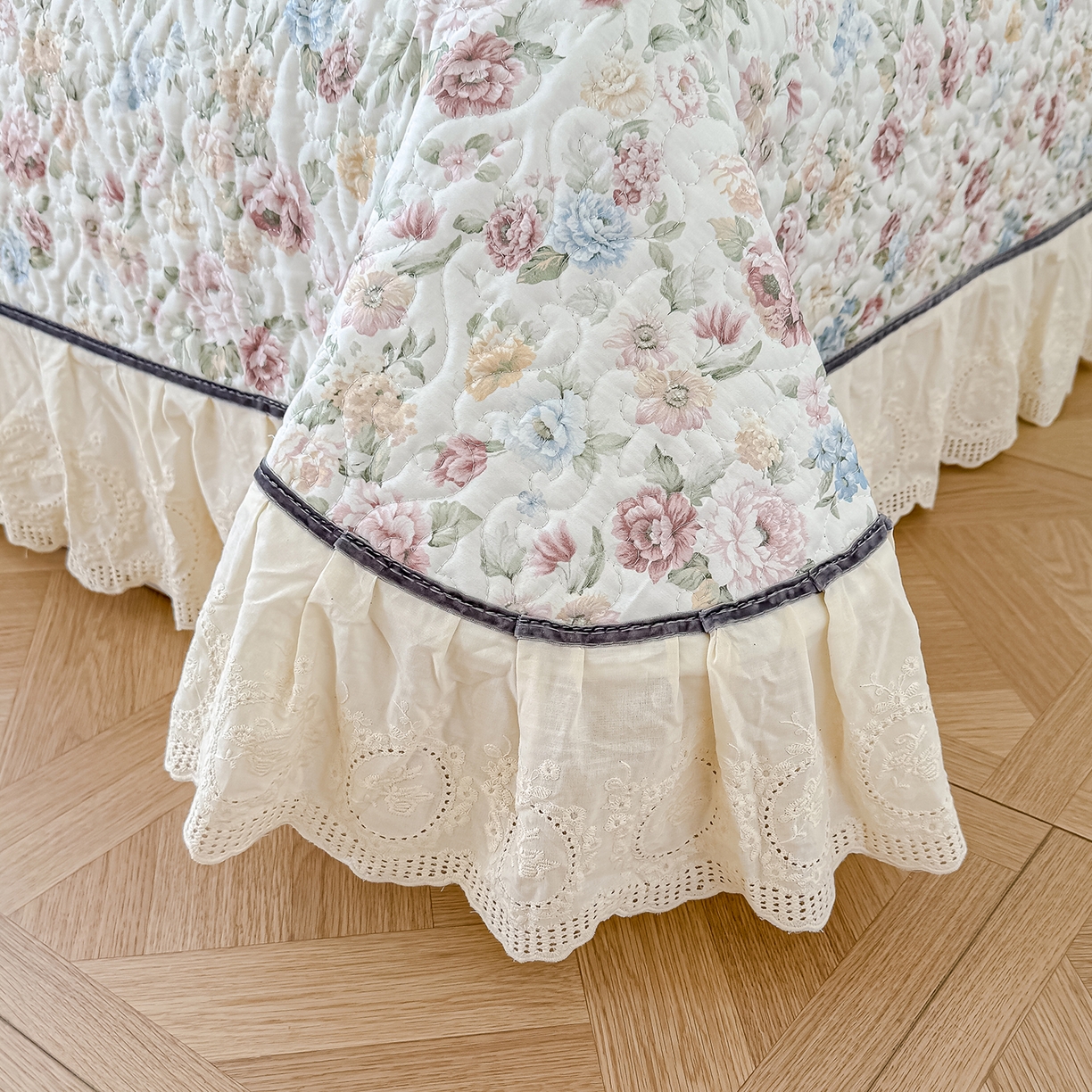 91家纺网 家纺一手货源 找家纺 冬然家纺 2025新款纯棉数码印花工艺款单床盖 田园花梦