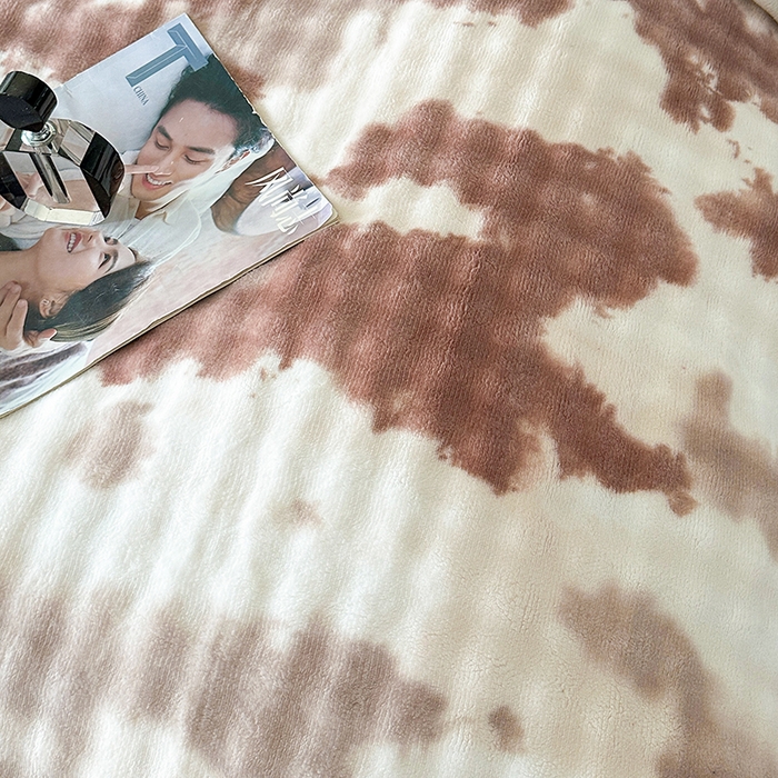 91家纺网 家纺一手货源 找家纺 许林家纺 2025新款炫彩水墨画仿兔毛绒大泡泡绒印大理石纹高克重绒四件套 炫彩咖