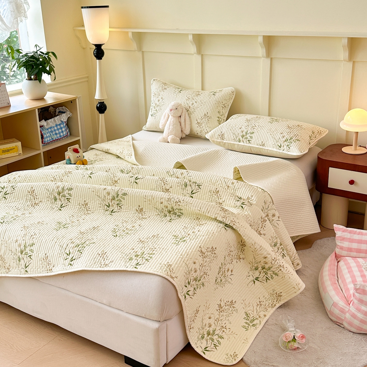 91家纺网 家纺一手货源 找家纺 寐居家纺 2025新款A类数码印花老粗布夹棉床盖 蔷薇漫枝