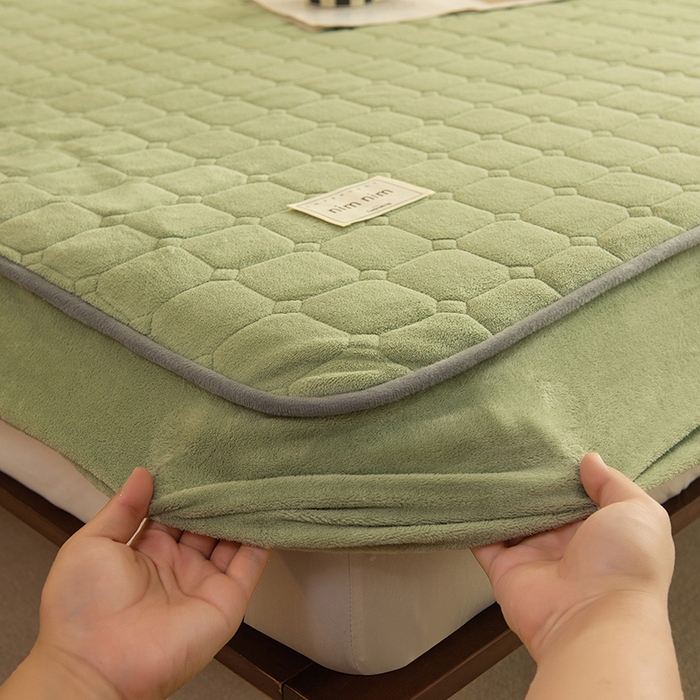 眠博士 2025新款纯色简约牛奶绒夹棉床褥床笠系列-大床 牛奶绒夹棉床笠-苹果绿