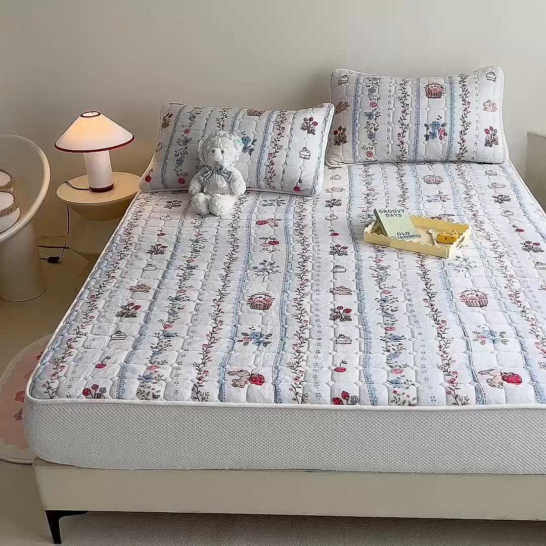 91家纺网 家纺一手货源 找家纺 眠博士 2025新款纯色简约牛奶绒夹棉床褥床笠系列-大床 牛奶绒夹棉床笠-恋恋画语