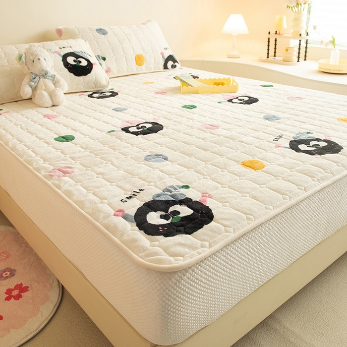 91家纺网 家纺一手货源 找家纺 眠博士 2025新款纯色简约牛奶绒夹棉床褥床笠系列-大床 牛奶绒夹棉床笠-莓烦恼