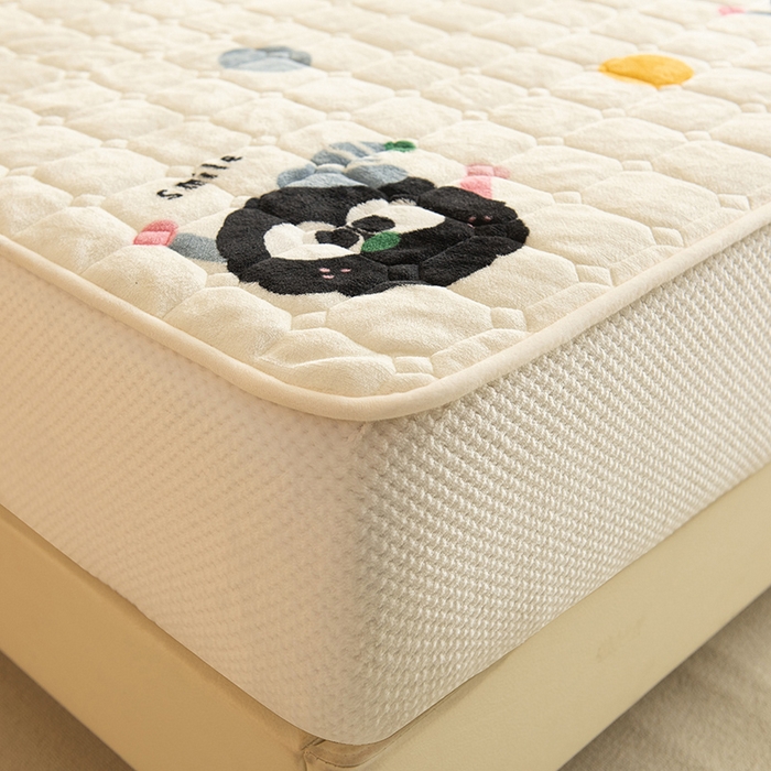 91家纺网 家纺一手货源 找家纺 眠博士 2025新款纯色简约牛奶绒夹棉床褥床笠系列-大床 牛奶绒夹棉床笠-莓烦恼