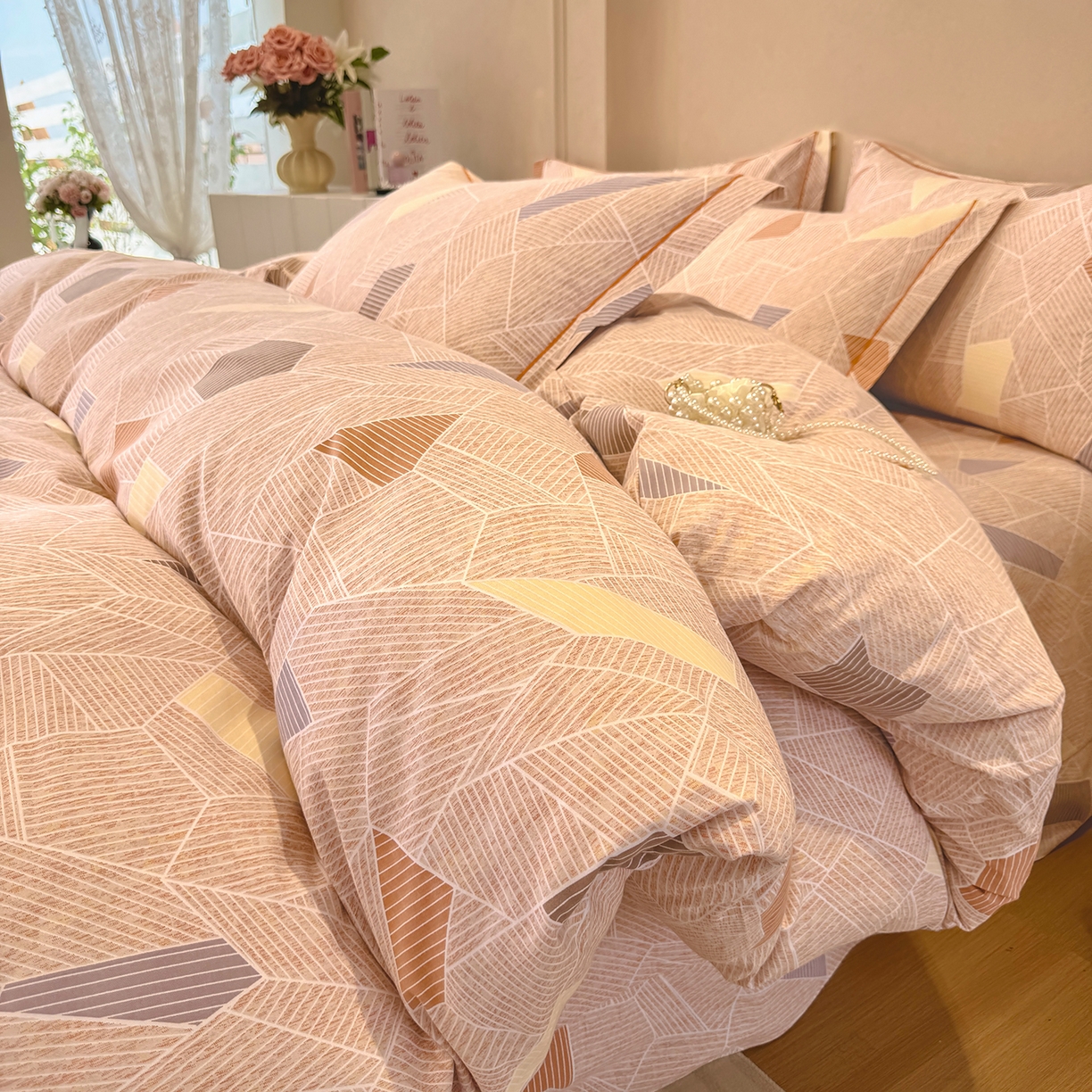 91家纺网 家纺一手货源 找家纺 壹贝家纺 2025新款A类100%全棉加厚磨毛四件套系列 记忆碎片-咖