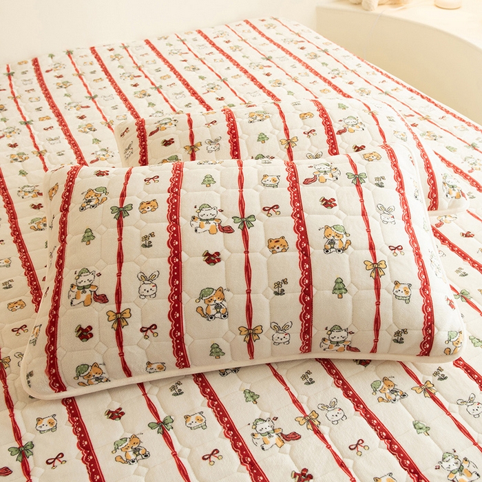 91家纺网 家纺一手货源 找家纺 眠博士 2025新款纯色简约牛奶绒夹棉床褥床笠系列-大床 牛奶绒夹棉床笠-幸福小猫