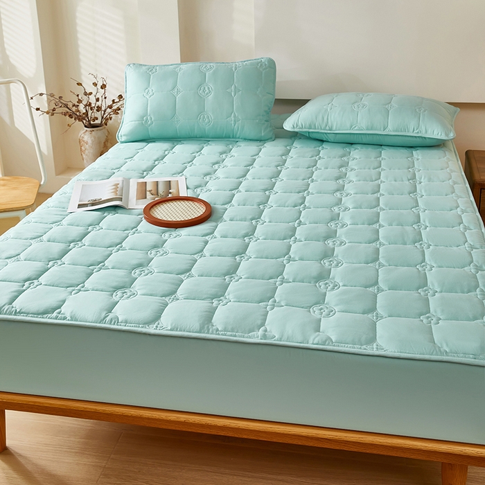 91家纺网 家纺一手货源 找家纺 瑞兴纺 2025年新款亲肤夹棉床笠 幸运格-梦兰