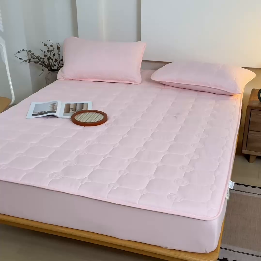 91家纺网 家纺一手货源 找家纺 瑞兴纺 2025年新款亲肤夹棉床笠 幸运格-雅典玉