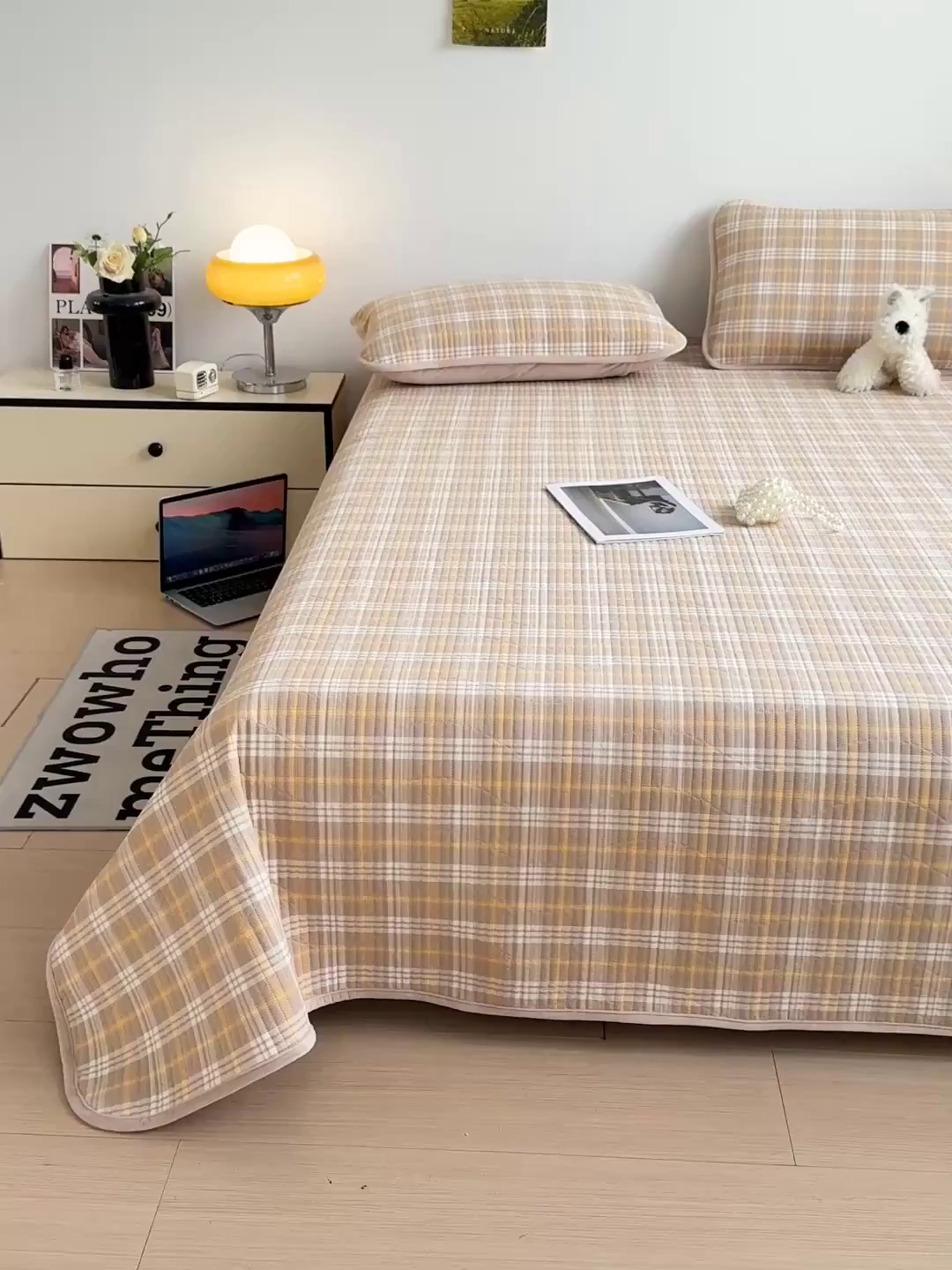 91家纺网 家纺一手货源 找家纺 宜派家纺 2025新款无印风全棉色织水洗棉加厚婴儿绒床盖单件格纹简约夹棉炕盖床盖三件套 香槟咖