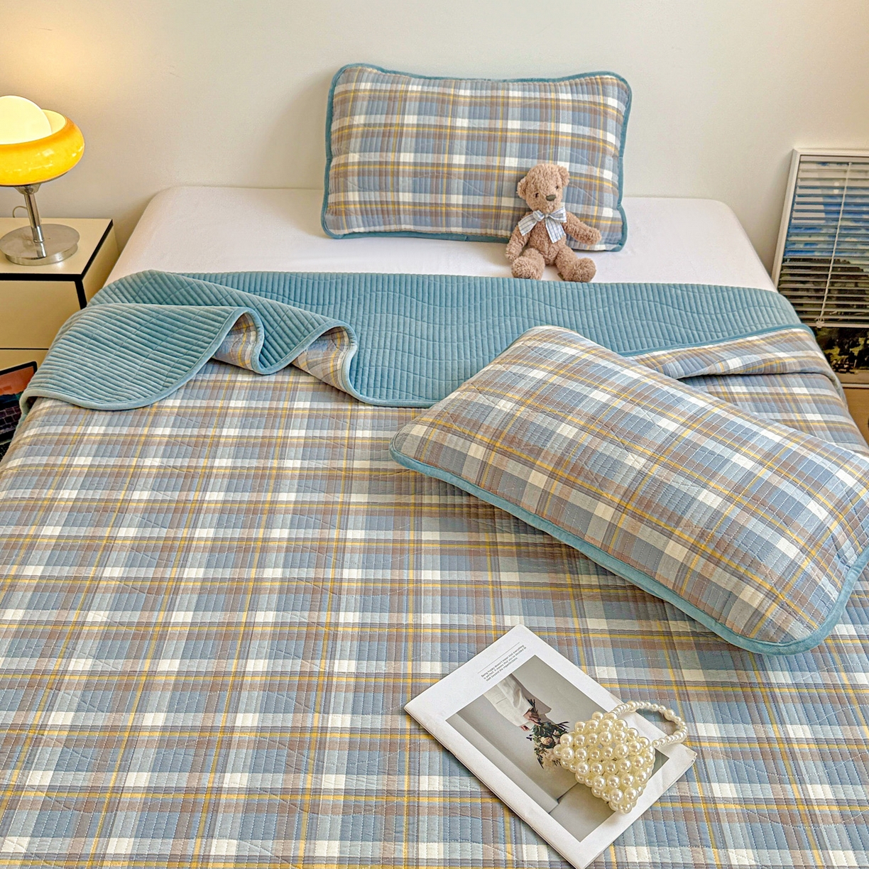 91家纺网 家纺一手货源 找家纺 宜派家纺 2025新款无印风全棉色织水洗棉加厚婴儿绒床盖单件格纹简约夹棉炕盖床盖三件套 格调兰