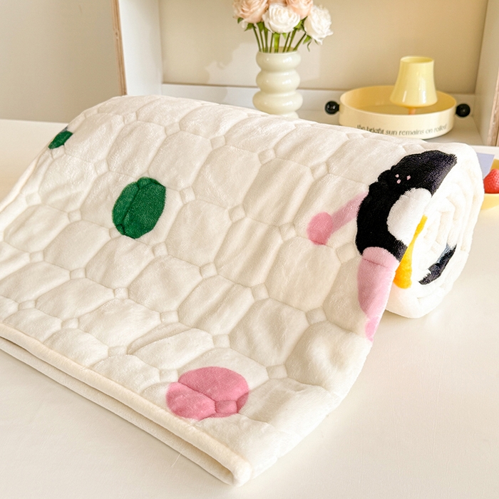 91家纺网 家纺一手货源 找家纺 眠博士 2025新款纯色简约牛奶绒夹棉床褥床笠系列-大床 牛奶绒夹棉床褥-莓烦恼