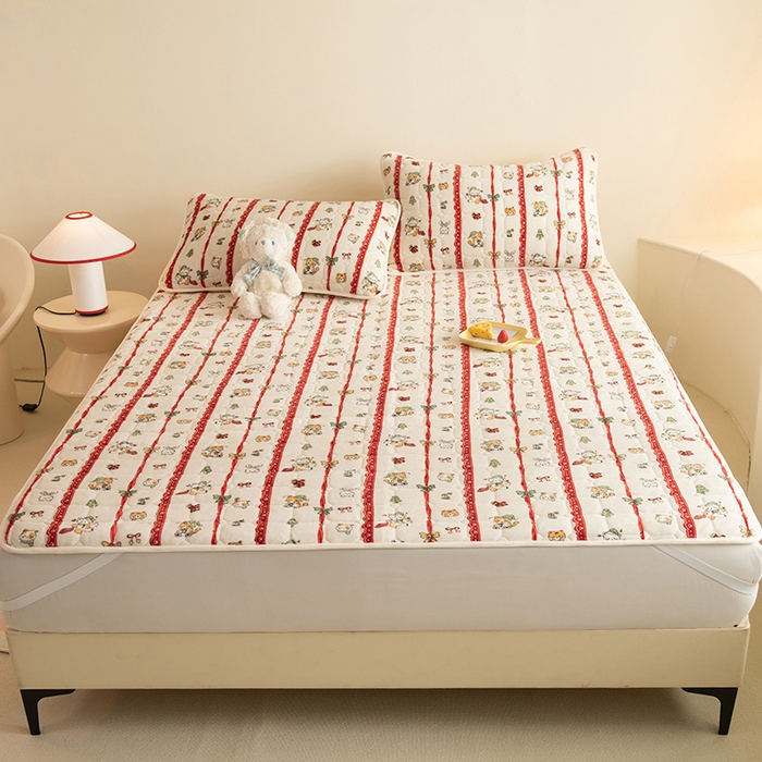 91家纺网 家纺一手货源 找家纺 眠博士 2025新款纯色简约牛奶绒夹棉床褥床笠系列-大床 牛奶绒夹棉床褥-幸福小猫