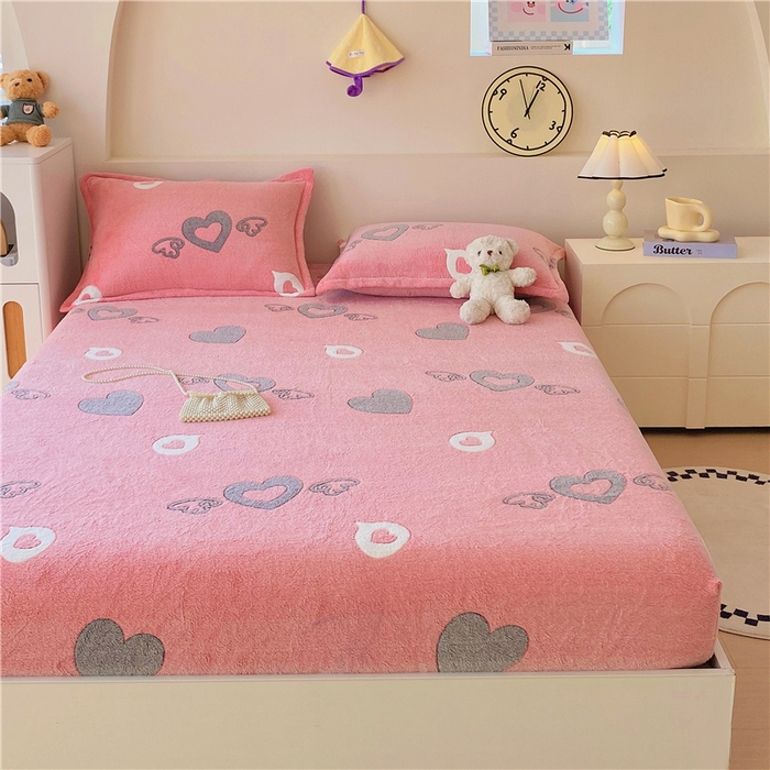 91家纺网 家纺一手货源 找家纺 梦尚舒 2025新款180克雪花绒床笠单品床笠床笠单件 爱心翅膀