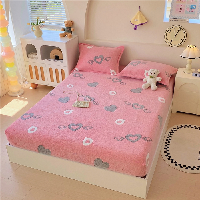 91家纺网 家纺一手货源 找家纺 梦尚舒 2025新款180克雪花绒床笠单品床笠床笠单件 爱心翅膀