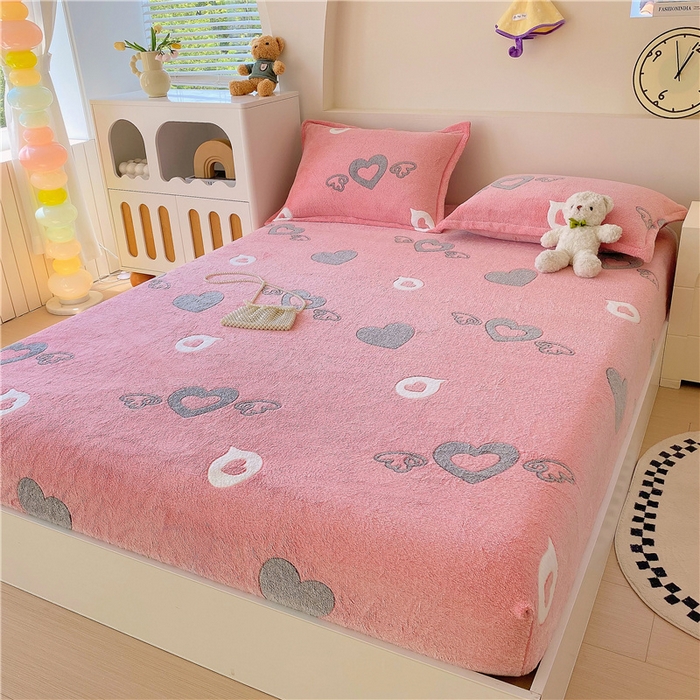 91家纺网 家纺一手货源 找家纺 梦尚舒 2025新款180克雪花绒床笠单品床笠床笠单件 爱心翅膀