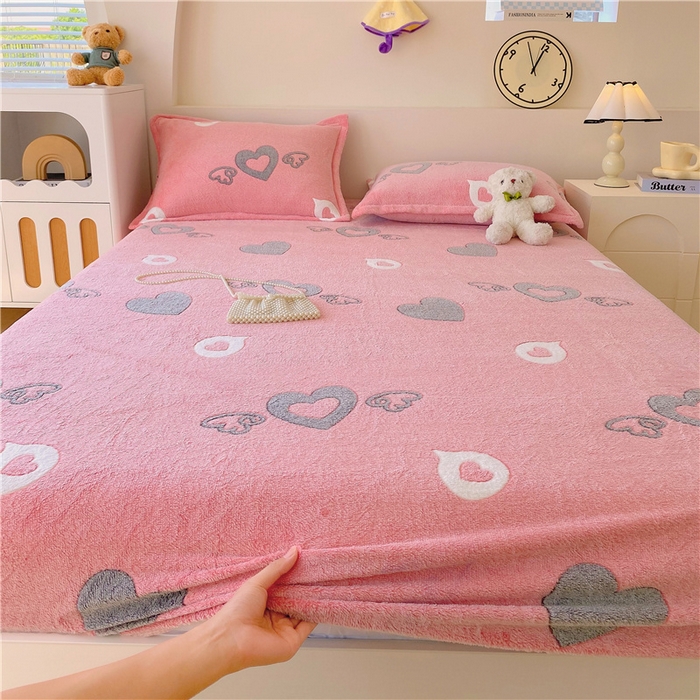 91家纺网 家纺一手货源 找家纺 梦尚舒 2025新款180克雪花绒床笠单品床笠床笠单件 爱心翅膀