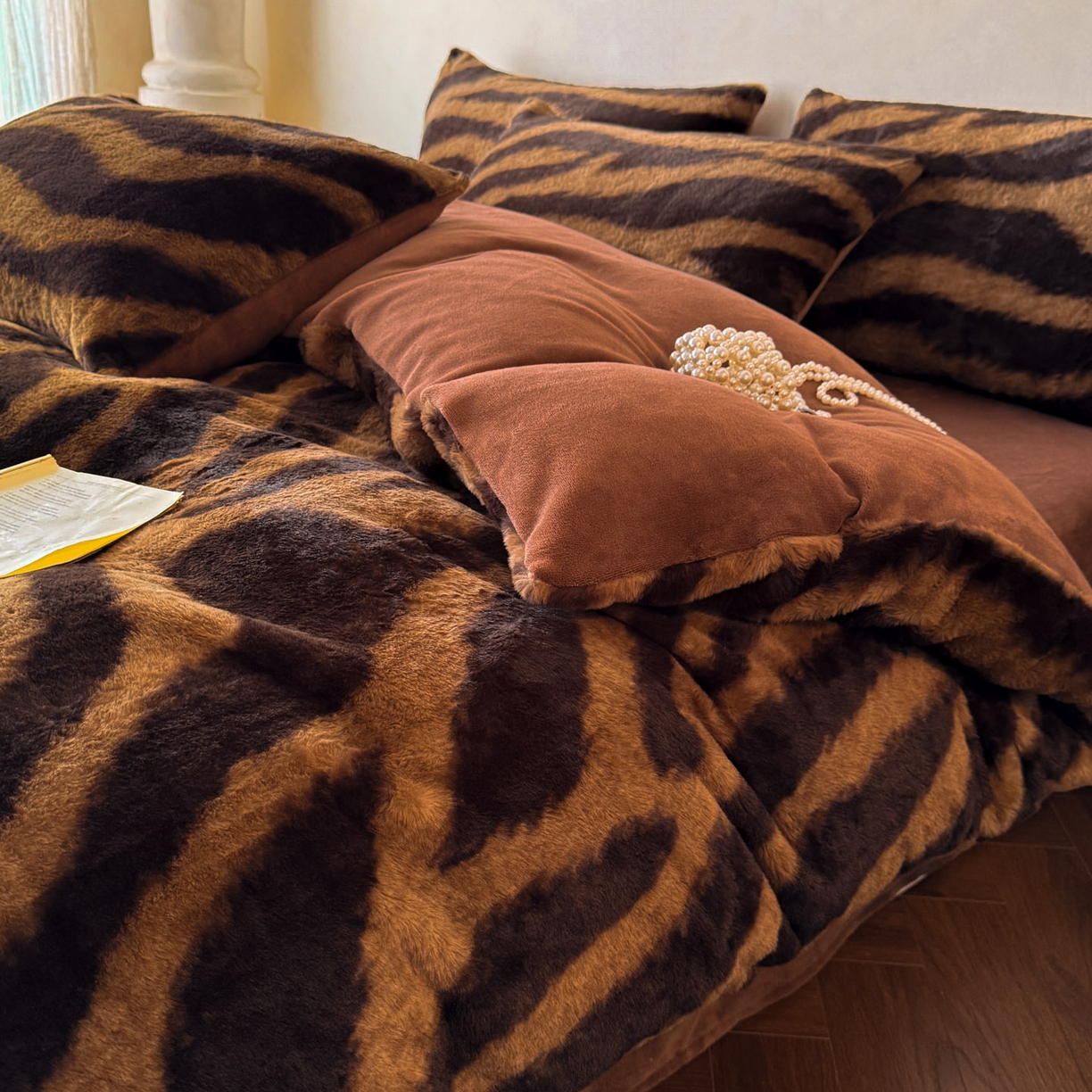 91家纺网 家纺一手货源 找家纺 （总）吾诺家居 2025新款美拉德260克兔毛四件套数码四件套牛奶绒四件套