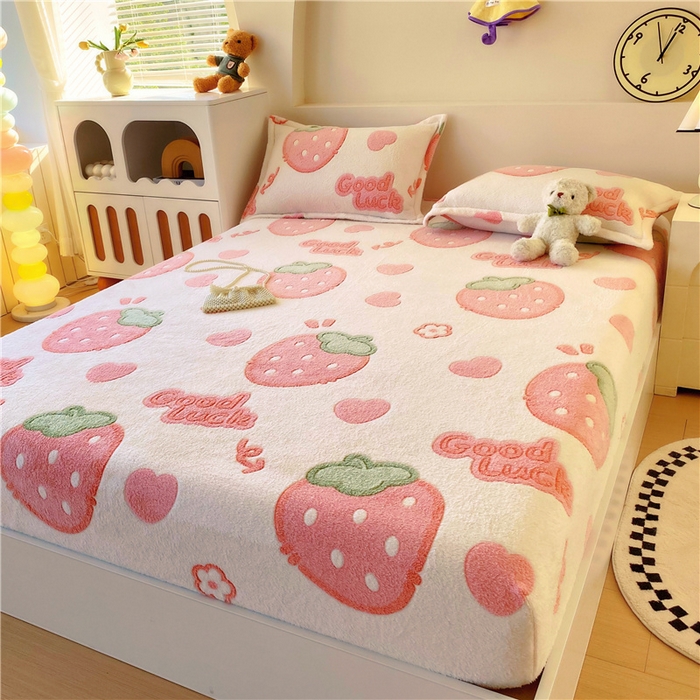 91家纺网 家纺一手货源 找家纺 梦尚舒 2025新款180克雪花绒床笠单品床笠床笠单件 啵啵草莓