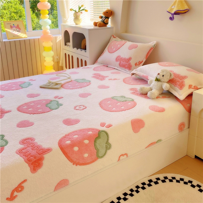 91家纺网 家纺一手货源 找家纺 梦尚舒 2025新款180克雪花绒床笠单品床笠床笠单件 啵啵草莓