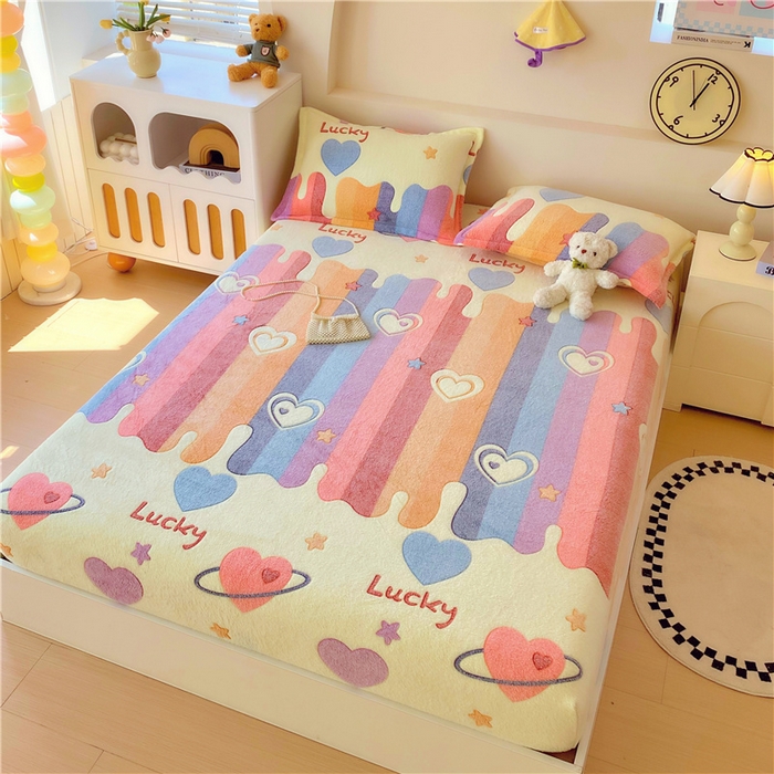 91家纺网 家纺一手货源 找家纺 梦尚舒 2025新款180克雪花绒床笠单品床笠床笠单件 彩虹爱心