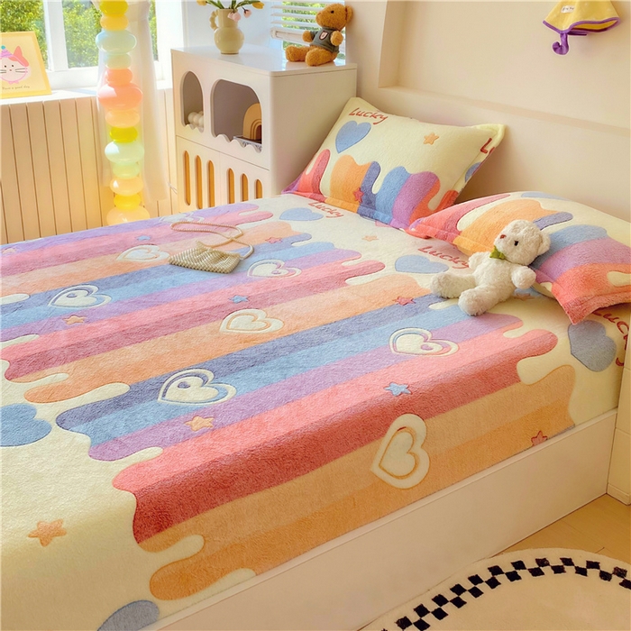 91家纺网 家纺一手货源 找家纺 梦尚舒 2025新款180克雪花绒床笠单品床笠床笠单件 彩虹爱心