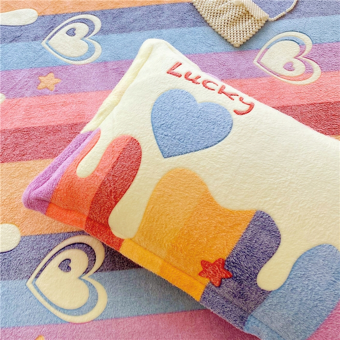 91家纺网 家纺一手货源 找家纺 梦尚舒 2025新款180克雪花绒床笠单品床笠床笠单件 彩虹爱心